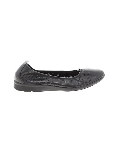 Pre-owned Clarks Flats In Black