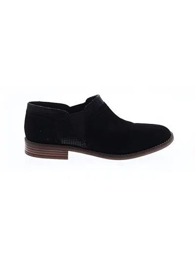 Pre-owned Clarks Flats In Black