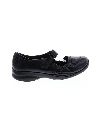 Pre-owned Clarks Flats In Black