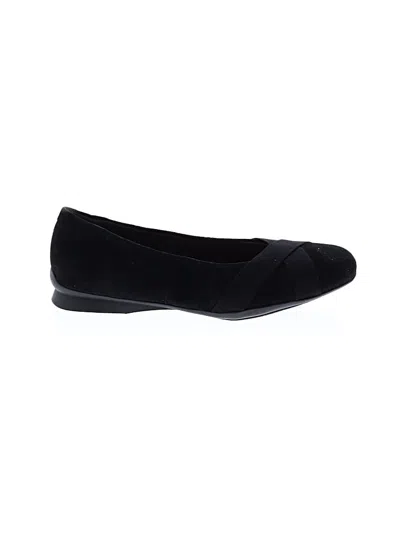 Pre-owned Clarks Flats In Black
