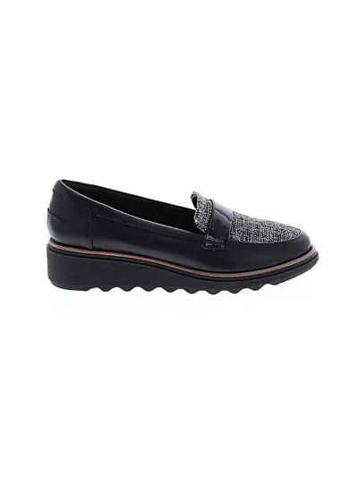 Pre-owned Clarks Flats In Black