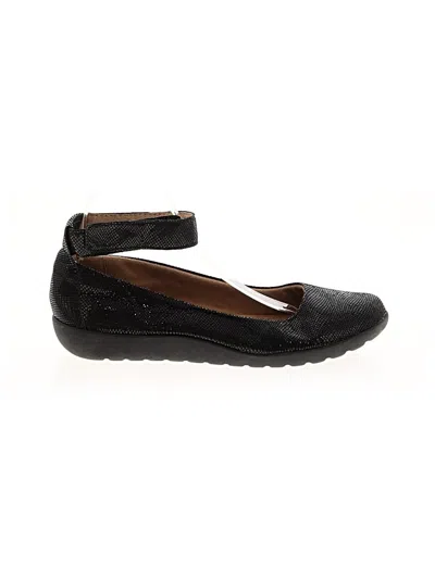 Pre-owned Clarks Flats In Black