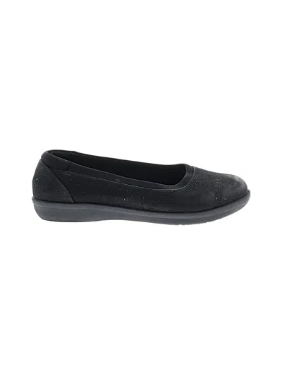 Pre-owned Clarks Flats In Black