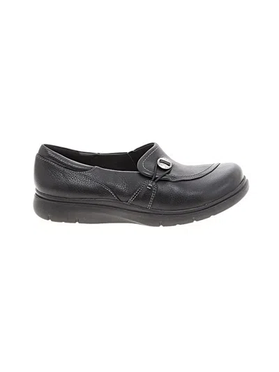 Pre-owned Clarks Flats In Black