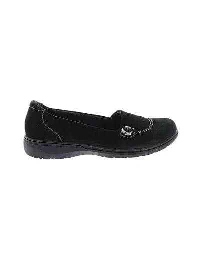 Pre-owned Clarks Flats In Black