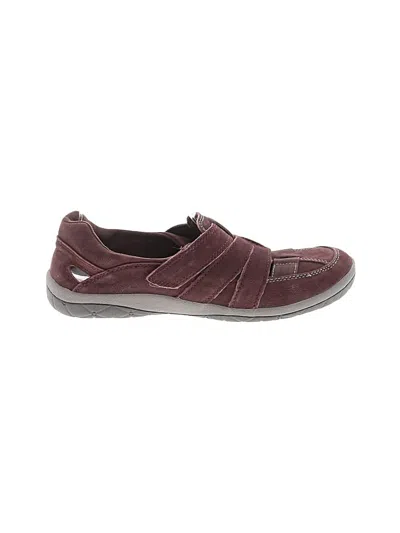 Pre-owned Clarks Flats In Brown