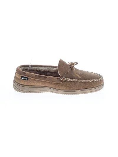 Pre-owned Clarks Flats In Brown