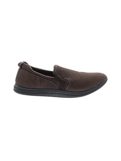 Pre-owned Clarks Flats In Brown