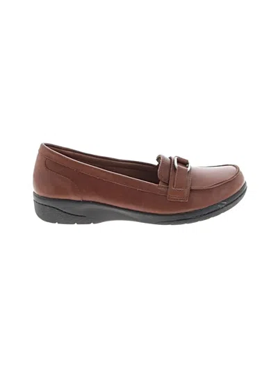 Pre-owned Clarks Flats In Brown
