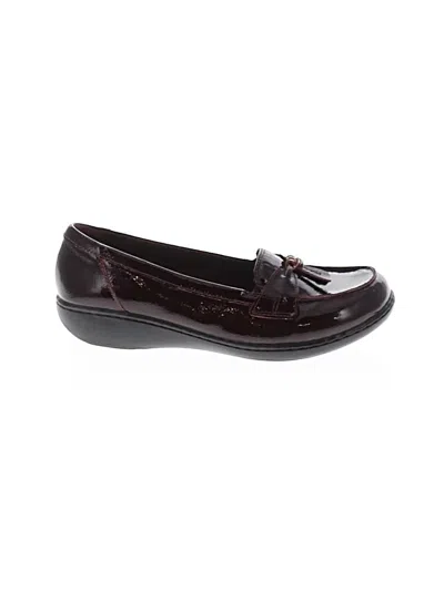 Pre-owned Clarks Flats In Burgundy