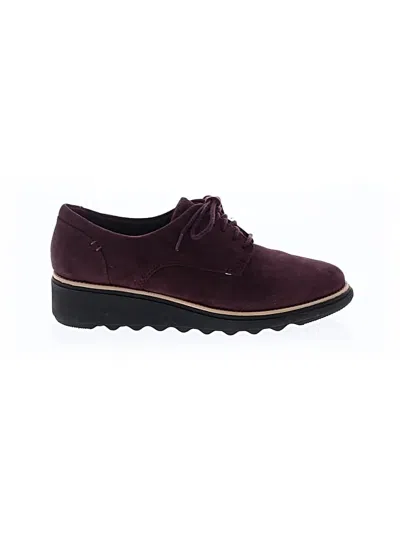 Pre-owned Clarks Flats In Burgundy