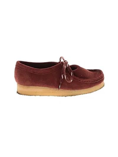 Pre-owned Clarks Flats In Burgundy