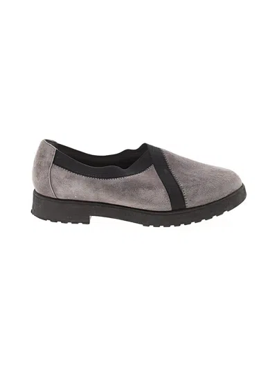 Pre-owned Clarks Flats In Gray