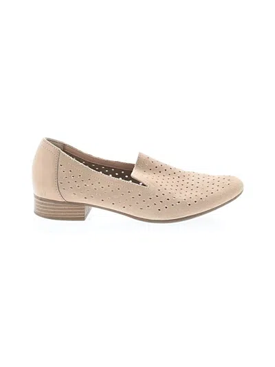 Pre-owned Clarks Flats In Tan