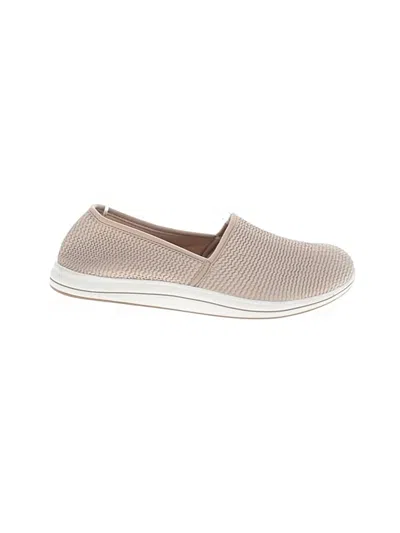 Pre-owned Clarks Flats In Tan