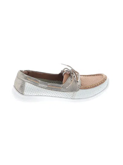 Pre-owned Clarks Flats In White