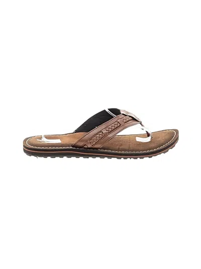 Pre-owned Clarks Flip Flops In Brown