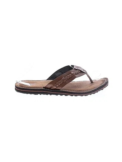 Pre-owned Clarks Flip Flops In Brown