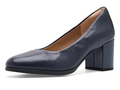 Clarks Freva 55 Court Women's Shoes Navy Leather: 6 B - Medium In Blue