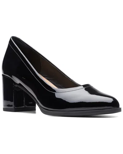 Clarks Freva55 Court Leather Flat In Black