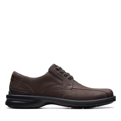 Clarks Gessler Lace In Brown Leather