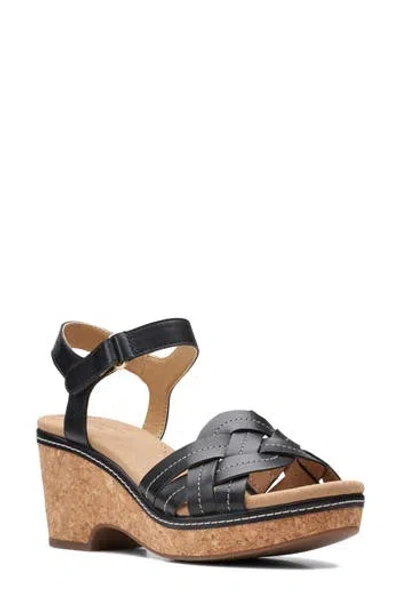 Clarks ® Giselle Coast Platform Sandal In Black