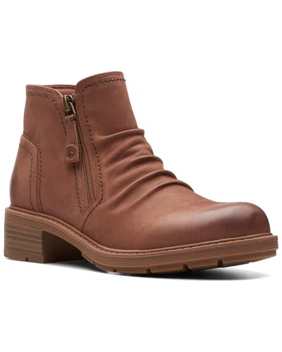 Clarks Women's Hearth Dove Lug Sole Ruched Booties In Tan Nubuck