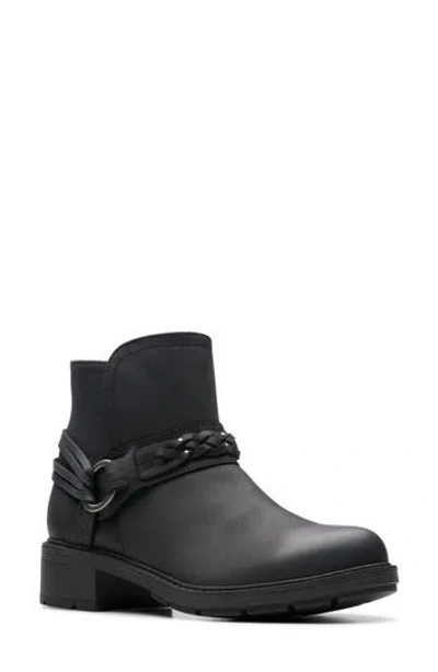 Clarks Hearth Kaylie Leather Bootie In Multi