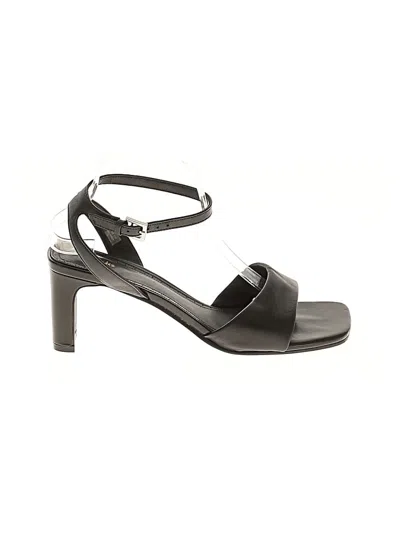 Pre-owned Clarks Heels In Black