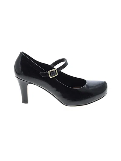 Pre-owned Clarks Heels In Black