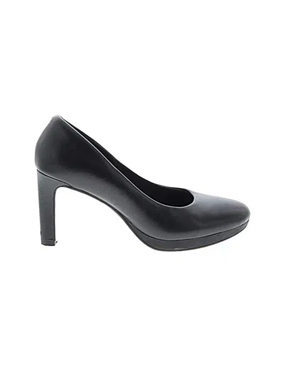 Pre-owned Clarks Heels In Black