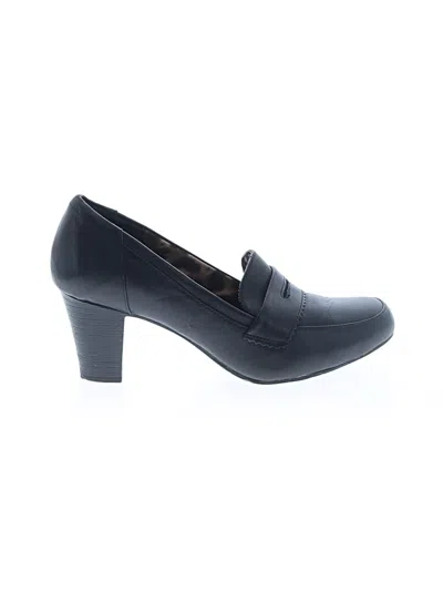 Pre-owned Clarks Heels In Black