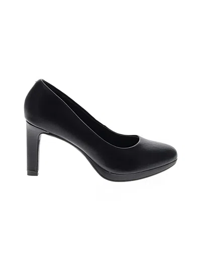 Pre-owned Clarks Heels In Black