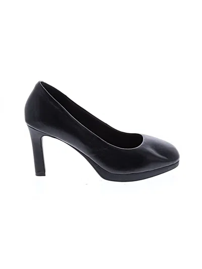 Pre-owned Clarks Heels In Black