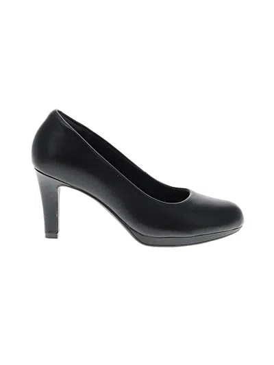 Pre-owned Clarks Heels In Black