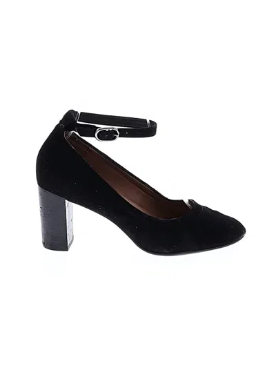 Pre-owned Clarks Heels In Black