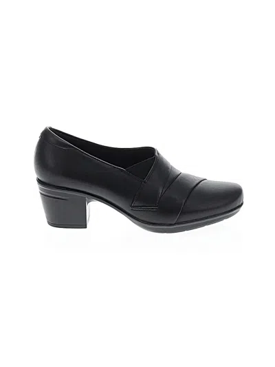 Pre-owned Clarks Heels In Black
