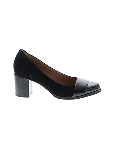 Pre-owned Clarks Heels In Black