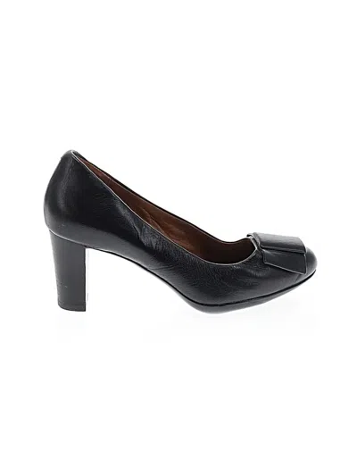 Pre-owned Clarks Heels In Black