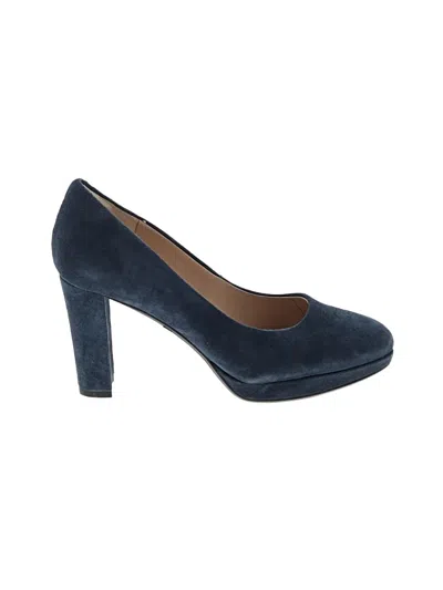 Pre-owned Clarks Heels In Blue