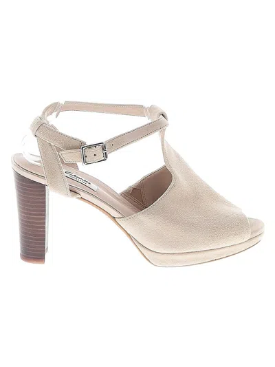 Pre-owned Clarks Heels In Brown