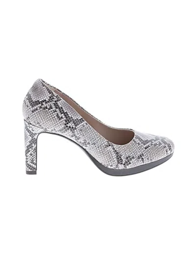 Pre-owned Clarks Heels In Brown