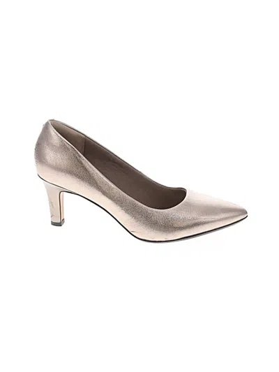 Pre-owned Clarks Heels In Gray