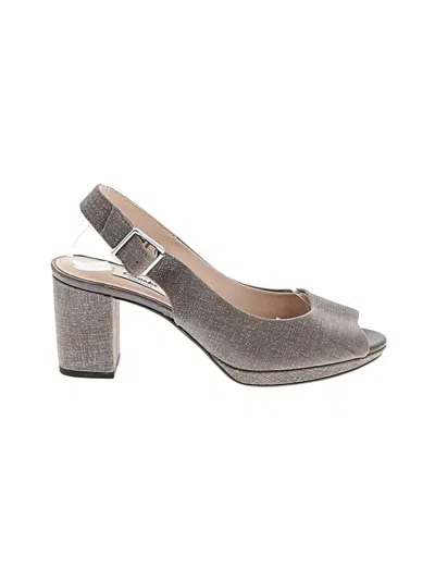Pre-owned Clarks Heels In Gray
