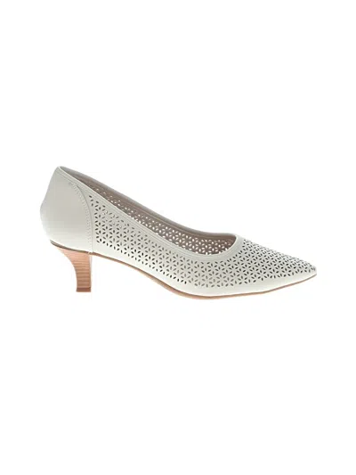 Pre-owned Clarks Heels In Ivory