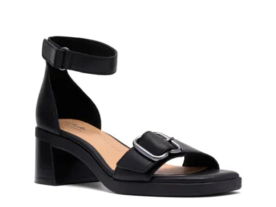 Clarks Jaylan Dream Sandal In Black