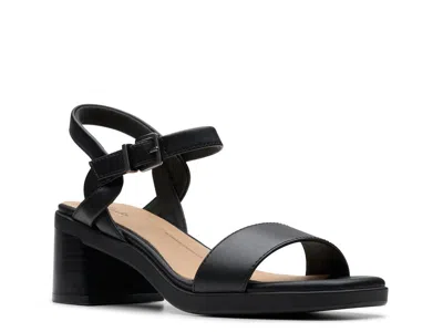 Clarks Jaylan Ray Sandal In Black