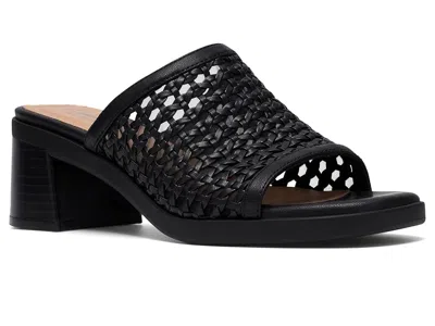 Clarks Jaylan Slide In Black