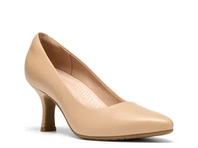 Clarks Kacelyn Lena Pump In Brown