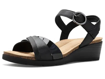 Clarks Kacha Twist In Black